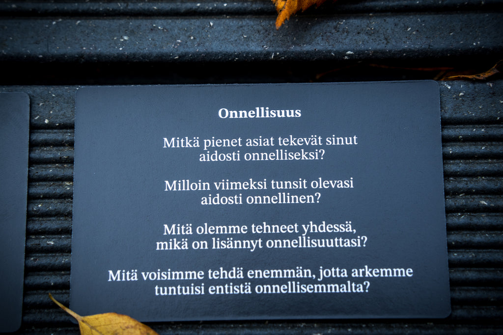 LÄSNÄ - Parisuhde - Keskustelukortit